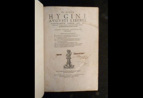 HYGINUS : C. Julii Hygini, Augusti liberti, Fabularum liber, ad omnium poetarum lectionem mire necessarius, & nunc denuo excusus. Eiusdem poeticon astronomicon. Libri quatuor - Edition-Originale.com HYGINUS : C. Julii Hygini, Augusti liberti, Fabularum liber, ad omnium poetarum lectionem mire necessarius, & nunc denuo excusus. Eiusdem poeticon astronomicon. Libri quatuor - Edition-Originale.com