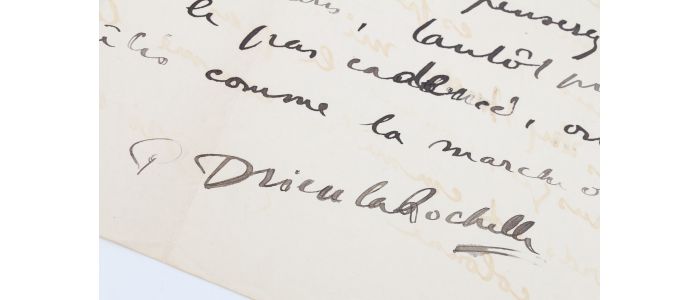 DRIEU LA ROCHELLE : Lettre autographe signée à la poétesse Renée de Brimont à propos de son recueil Fond de cantine - Libro autografato, Prima edizione - Edition-Originale.com