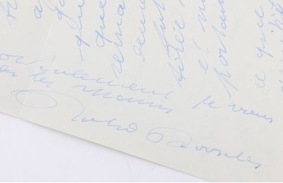 DORGELES : Lettre autographe signée adressée à un confrère écrivain regardant le film Coup de tête pour lequel il est scénariste et dialoguiste mais surtout en désaccord avec le réalisateur René Le Hénaff : 