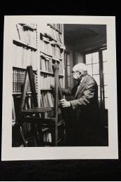 DUMEZIL : Georges Dumézil dans sa bibliothèque - Signed book, First edition - Edition-Originale.com