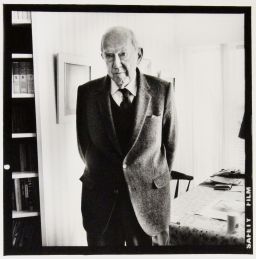 GREENE : Portrait de Graham Greene. Photographie Originale de l'artiste - Erste Ausgabe - Edition-Originale.com