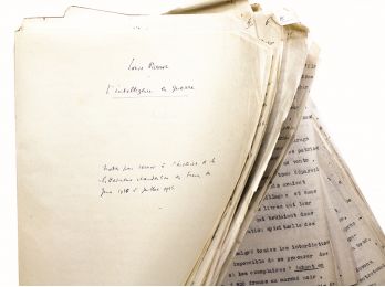 PARROT : Tapuscrit avec ajouts manuscrits autographes de L'intelligence en guerre - Signed book, First edition - Edition-Originale.com