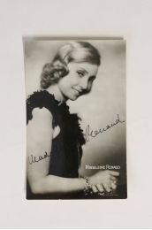 RENAUD : Carte postale photographique signée de Madeleine Renaud - Autographe, Edition Originale - Edition-Originale.com