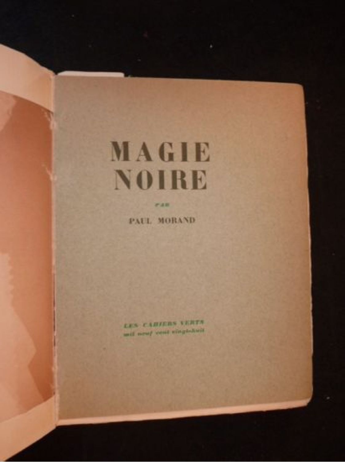 Magie noire, magie blanche - Tome 1 - Éditions de Mortagne
